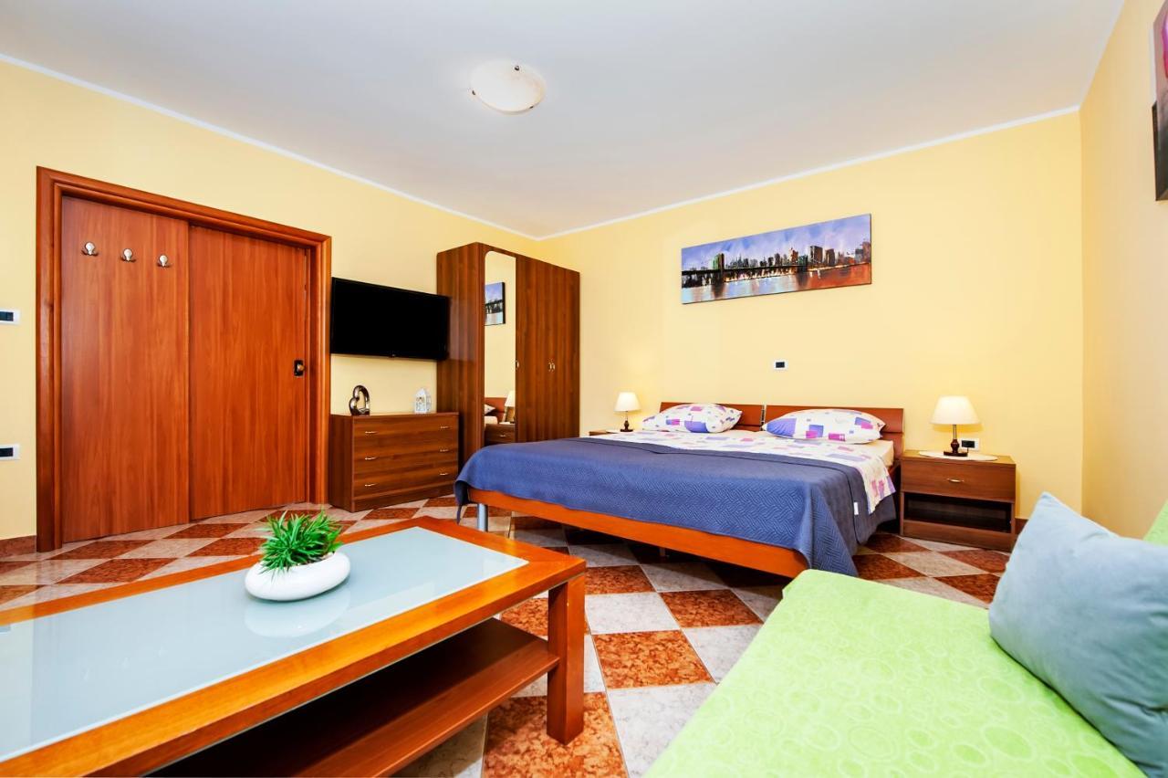 Appartement Casa Leona à Rovinj Extérieur photo